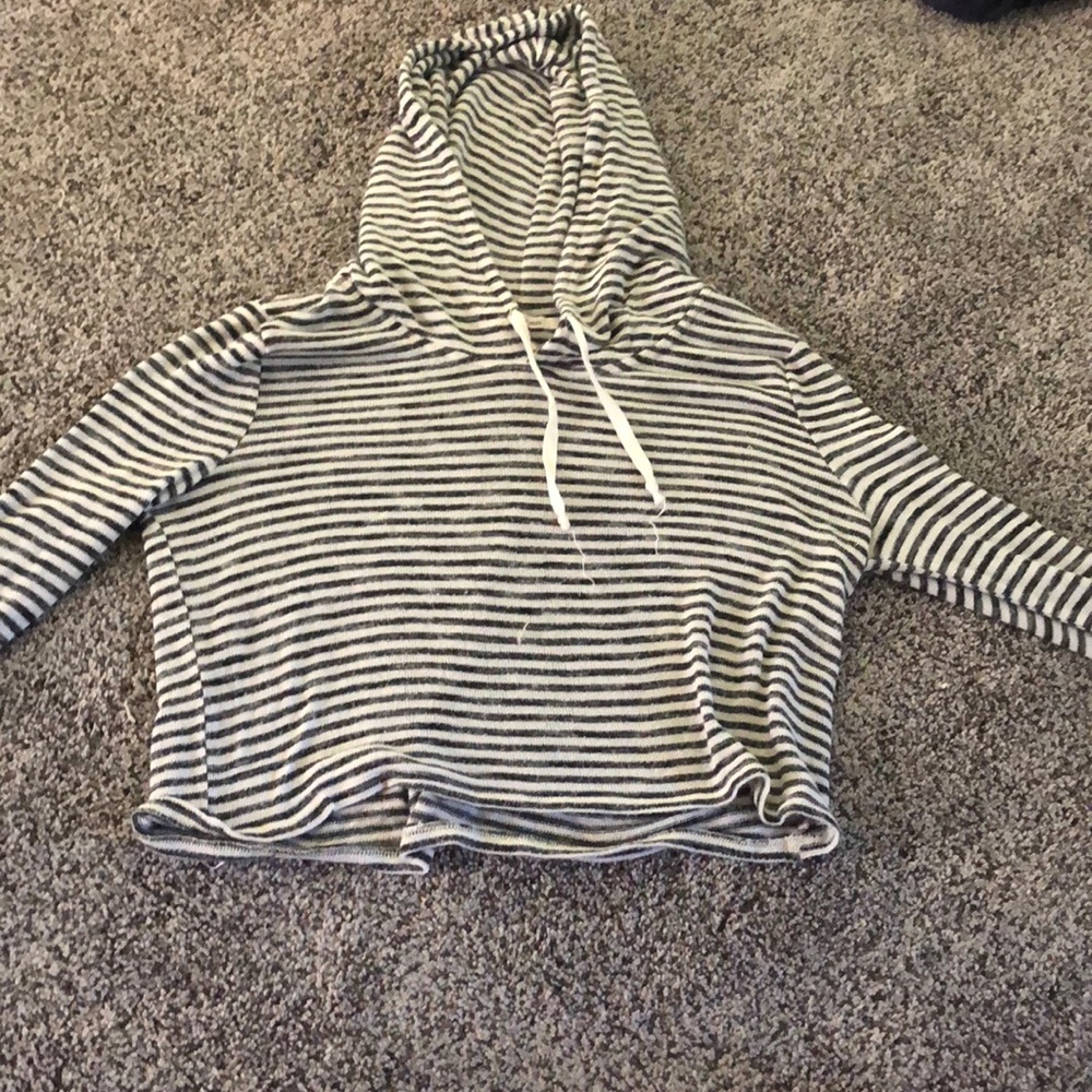 Crop top sweater